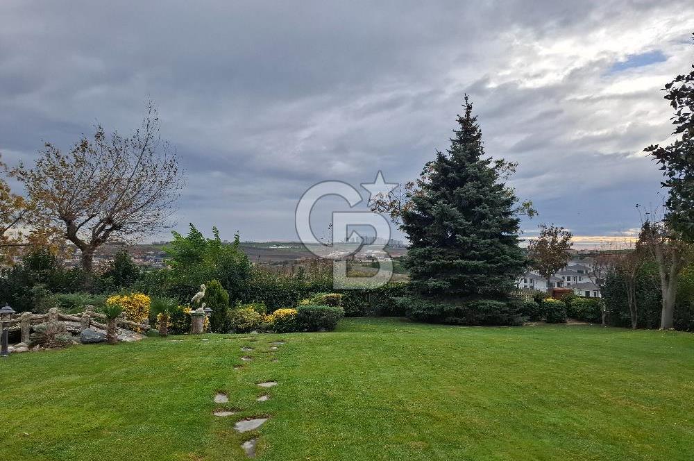 BÜYÜKÇEKMECE TEPEKENT'TE SATILIK 7+2 MÜSTAKİL HAVUZLU VİLLA