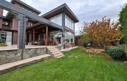 BÜYÜKÇEKMECE TEPEKENT'TE SATILIK 7+2 MÜSTAKİL HAVUZLU VİLLA