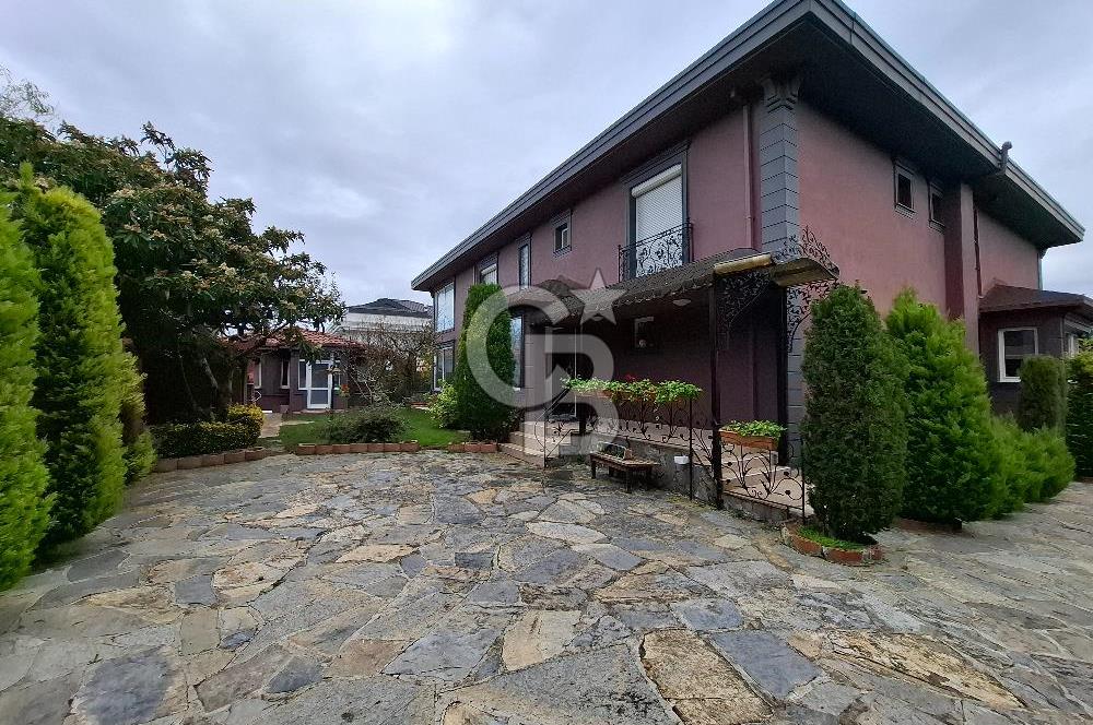 BÜYÜKÇEKMECE TEPEKENT'TE SATILIK 7+2 MÜSTAKİL HAVUZLU VİLLA