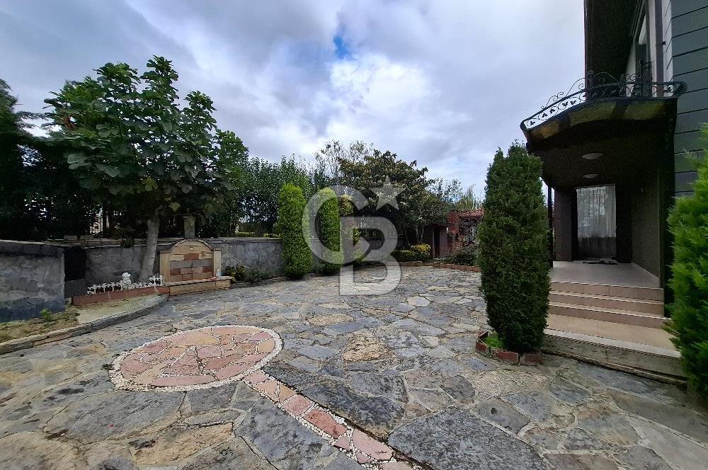 BÜYÜKÇEKMECE TEPEKENT'TE SATILIK 7+2 MÜSTAKİL HAVUZLU VİLLA