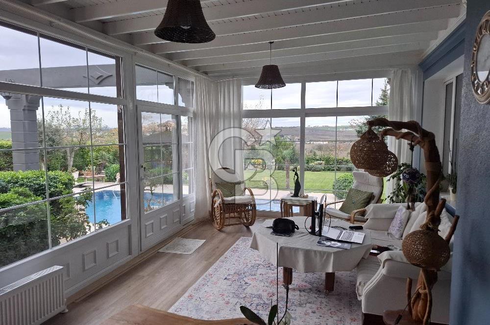 BÜYÜKÇEKMECE TEPEKENT'TE SATILIK 7+2 MÜSTAKİL HAVUZLU VİLLA