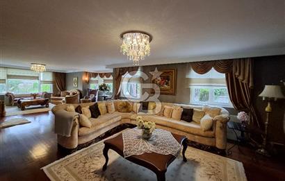 BÜYÜKÇEKMECE TEPEKENT'TE SATILIK 7+2 MÜSTAKİL HAVUZLU VİLLA