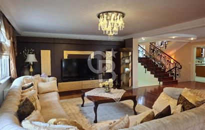 BÜYÜKÇEKMECE TEPEKENT'TE SATILIK 7+2 MÜSTAKİL HAVUZLU VİLLA