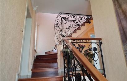 BÜYÜKÇEKMECE TEPEKENT'TE SATILIK 7+2 MÜSTAKİL HAVUZLU VİLLA