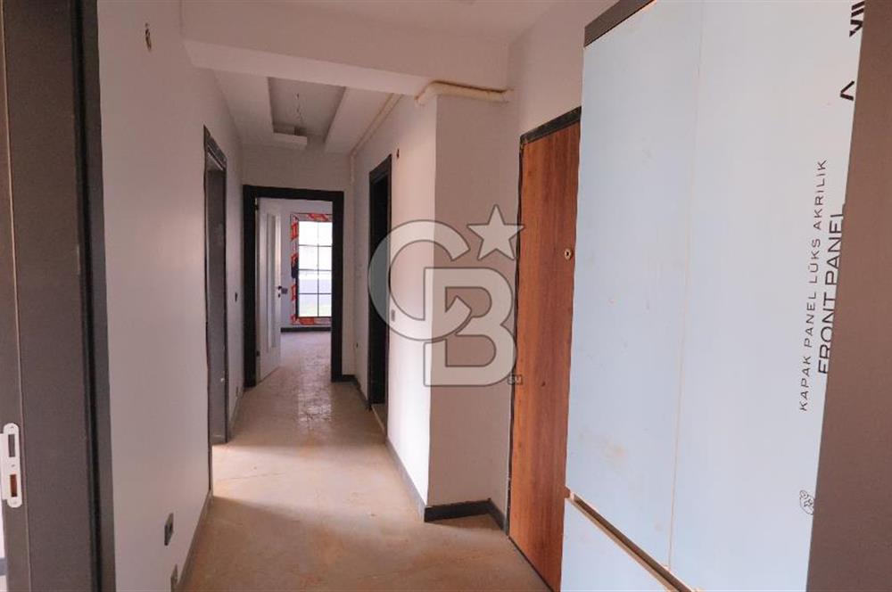 Torbalı Kipa'ya komşu havuzlu güvenlikli sitede sıfır 2+1..