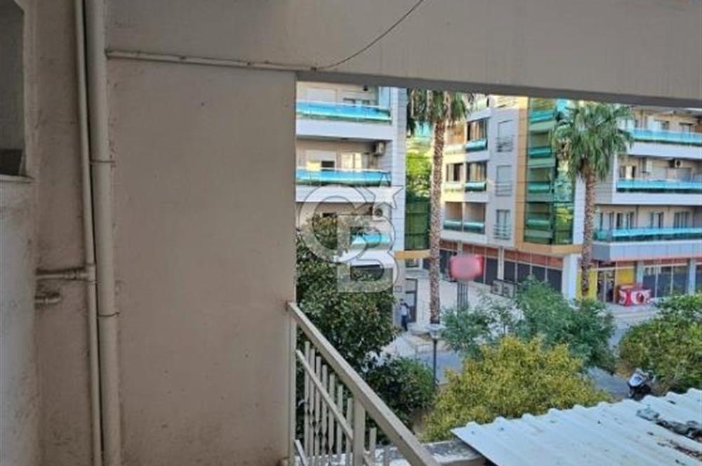 Karşıyaka Girne Bulvarı Üzeri 3+1 130m2 Kiralık Ofis Büro