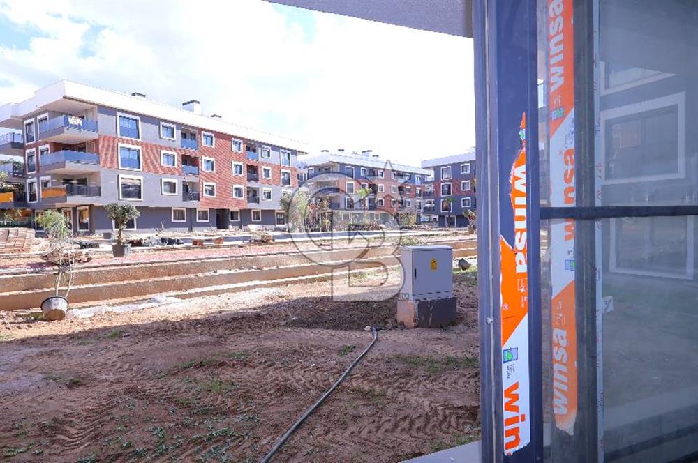 Torbalı Kipa'ya komşu havuzlu güvenlikli sitede sıfır 2+1..