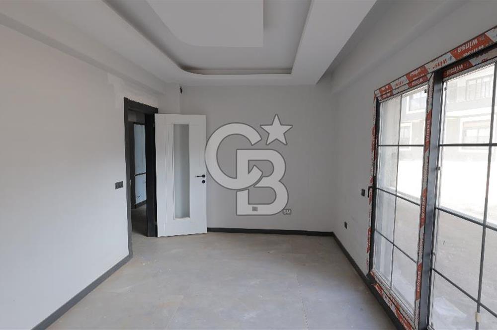 Torbalı Kipa'ya komşu havuzlu güvenlikli sitede sıfır 2+1..