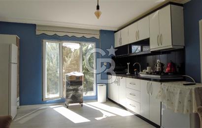 MEMLİK' DE 1300m2 İÇİNDE EŞYALI 1+1 EV BULUNAN SATILIK TARLA