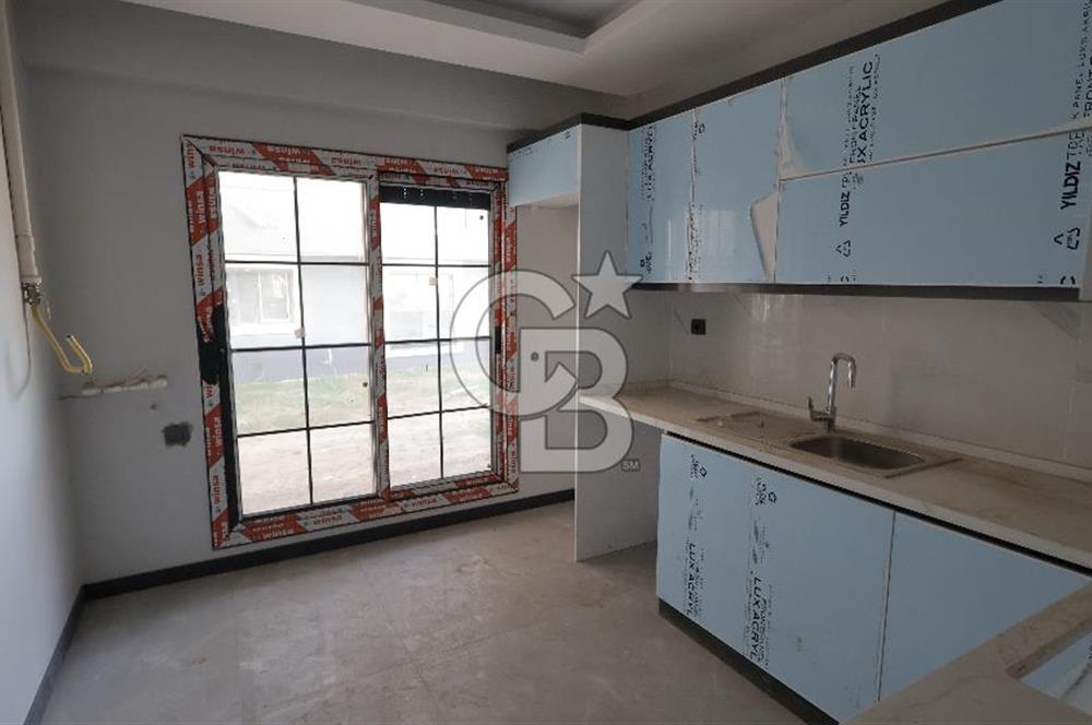 Torbalı Kipa'ya komşu havuzlu güvenlikli sitede sıfır 2+1..