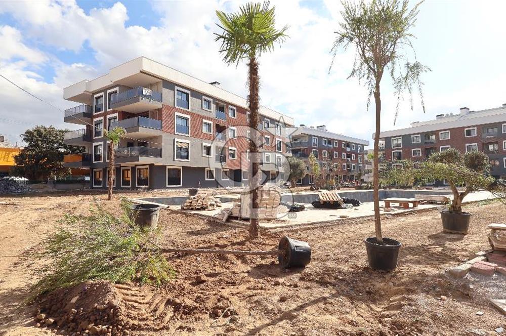 Torbalı Kipa'ya komşu havuzlu güvenlikli sitede sıfır 2+1..