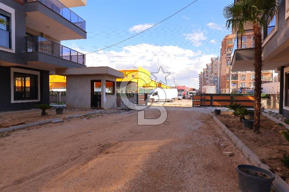 Torbalı Kipa'ya komşu havuzlu güvenlikli sitede sıfır 2+1..