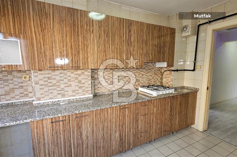 Karşıyaka Girne Bulvarı Üzeri 3+1 130m2 Kiralık Ofis Büro