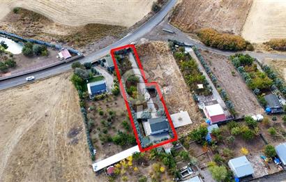 MEMLİK' DE 1300m2 İÇİNDE EŞYALI 1+1 EV BULUNAN SATILIK TARLA