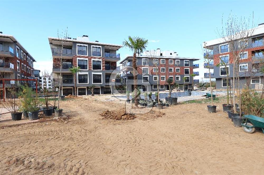 Torbalı Kipa'ya komşu havuzlu güvenlikli sitede sıfır 2+1..