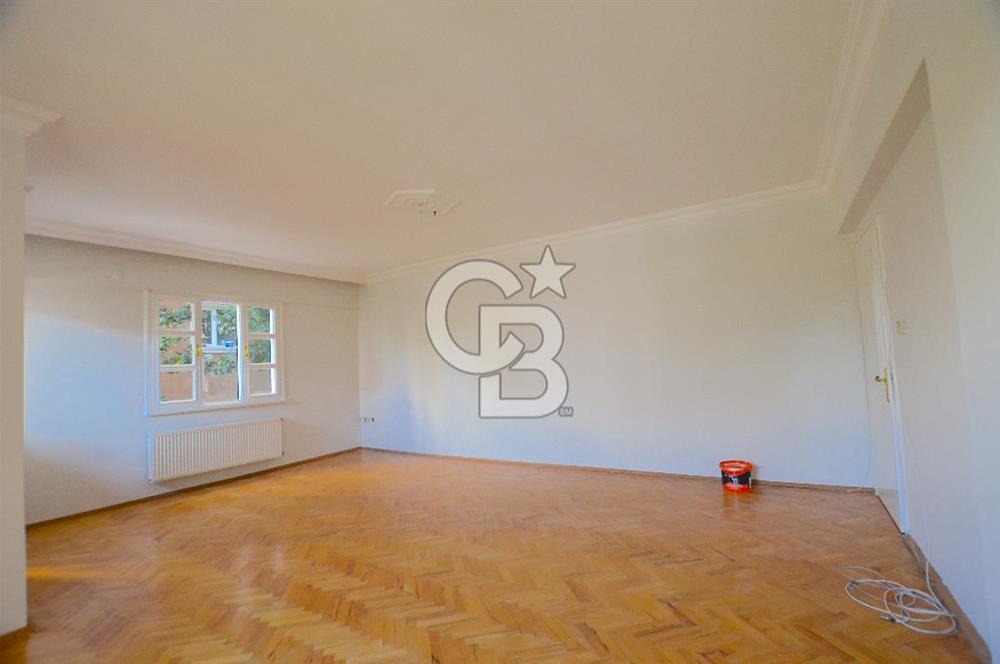 HÜRRİYET MAHALLESİ'NDE ÖZ KALE YURT SİTESİNDE GENİŞ 3+1 DAİRE