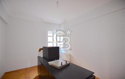 HÜRRİYET MAHALLESİ'NDE ÖZ KALE YURT SİTESİNDE GENİŞ 3+1 DAİRE