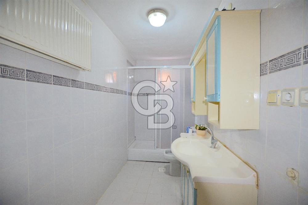 HÜRRİYET MAHALLESİ'NDE ÖZ KALE YURT SİTESİNDE GENİŞ 3+1 DAİRE