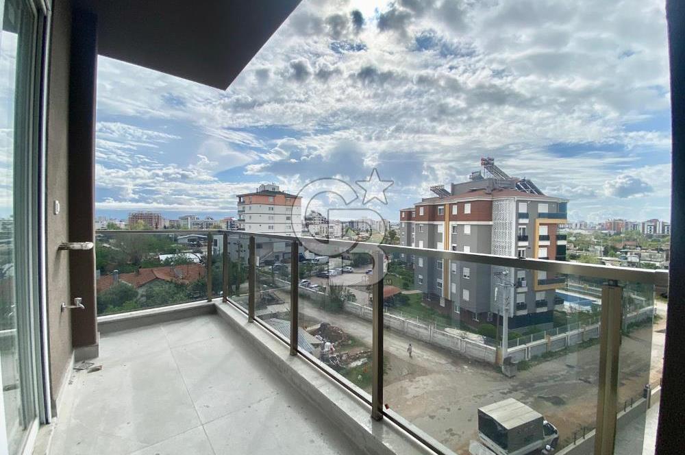 Kepez-Göksu'da K.otoparklı Havuzlu Doğalgazlı Sıfır 2+1 Arakat