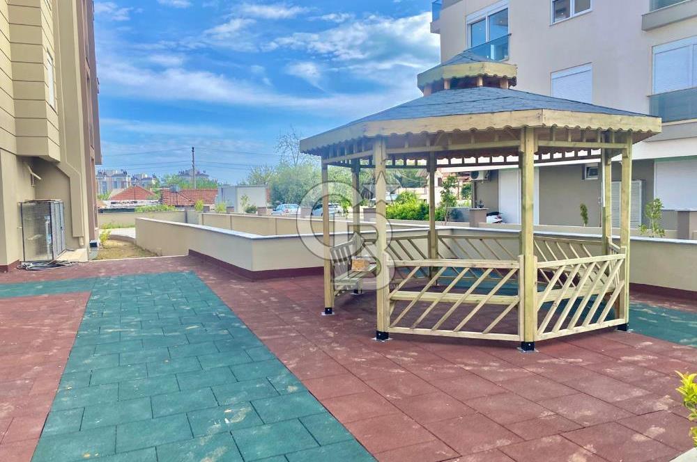 Kepez-Göksu'da K.otoparklı Havuzlu Doğalgazlı Sıfır 2+1 Arakat