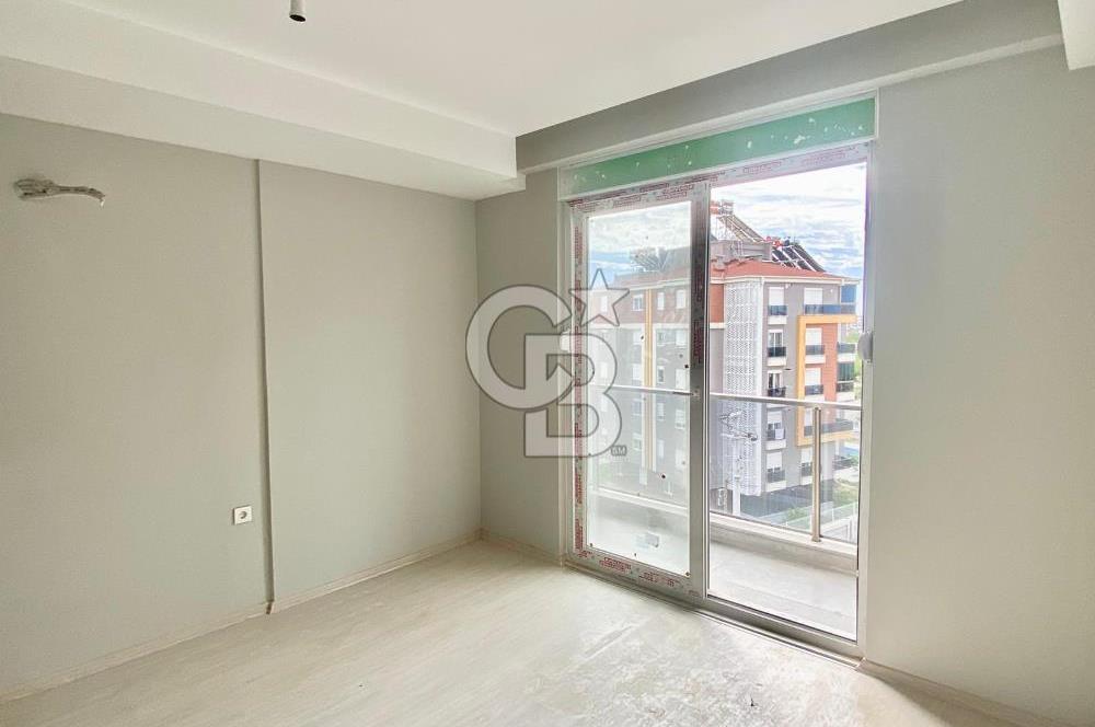 Kepez-Göksu'da K.otoparklı Havuzlu Doğalgazlı Sıfır 1+1 Arakat