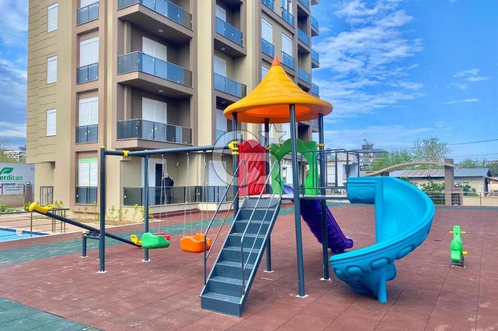 Kepez-Göksu'da K.otoparklı Havuzlu Doğalgazlı Sıfır 2+1 Arakat