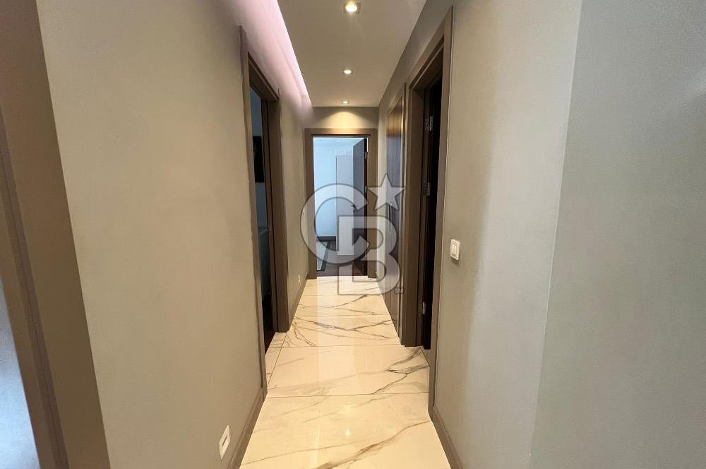 Gaziemir Aryom Koru'da Havuzlu, Bahçeli 2+1 Daire