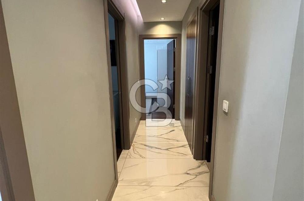 Gaziemir Aryom Koru'da Havuzlu, Bahçeli 2+1 Daire