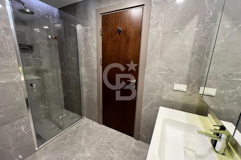 Gaziemir Aryom Koru'da Havuzlu Bahçeli 2+1 Daire