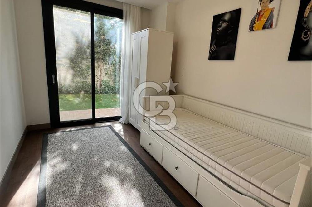 Gaziemir Aryom Koru'da Havuzlu Bahçeli 2+1 Daire