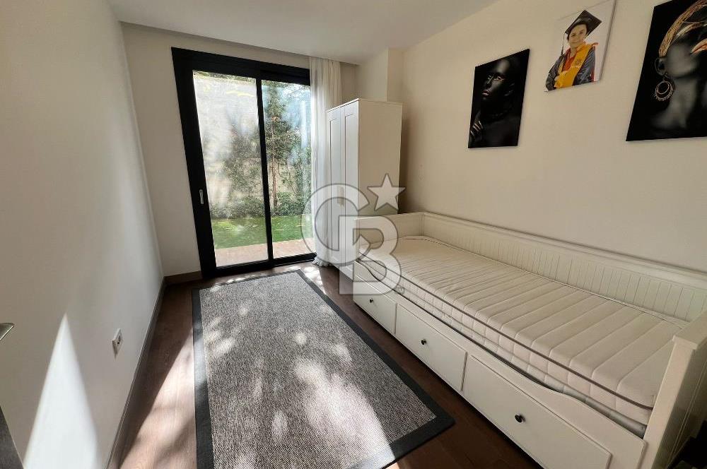 Gaziemir Aryom Koru'da Havuzlu Bahçeli 2+1 Daire