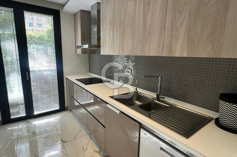 Gaziemir Aryom Koru'da Havuzlu, Bahçeli 2+1 Daire