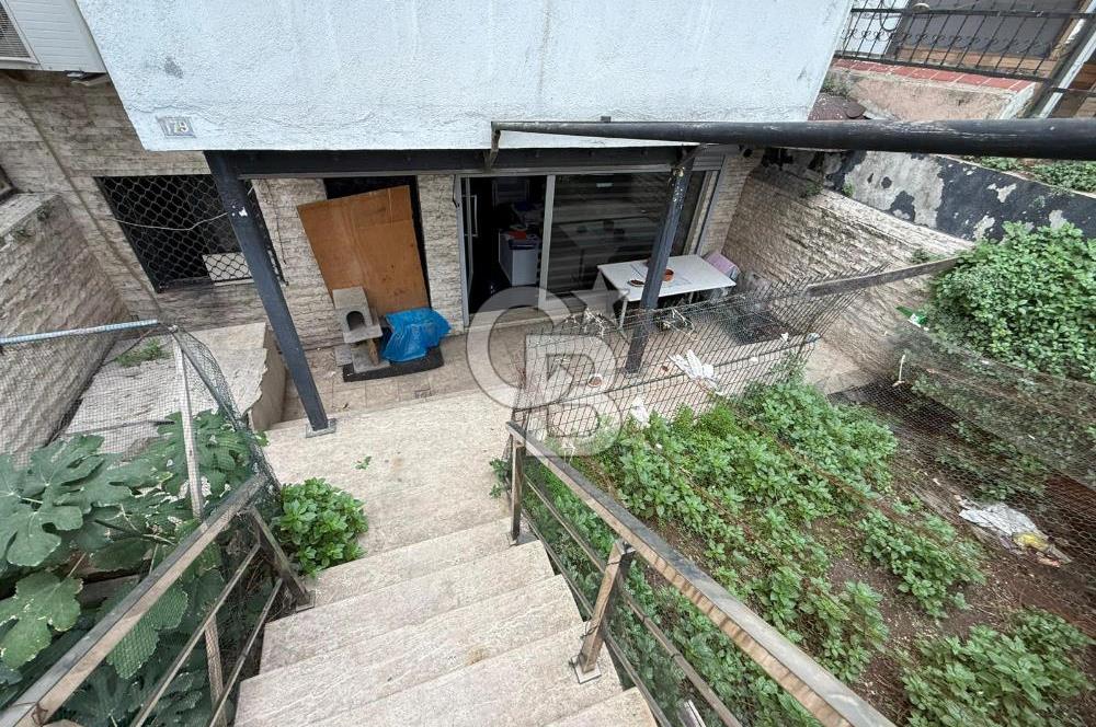 İzmir 2. Karantina Bölgesinde Satılık Ana Cadde Üzeri Dükkan