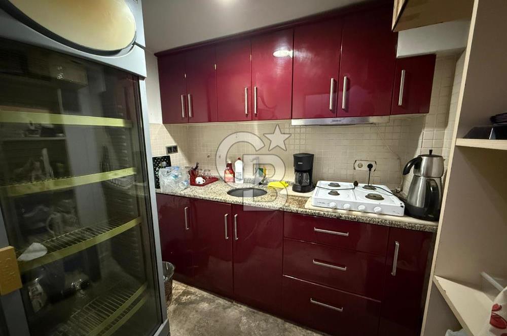 İzmir 2. Karantina Bölgesinde Satılık Ana Cadde Üzeri Dükkan