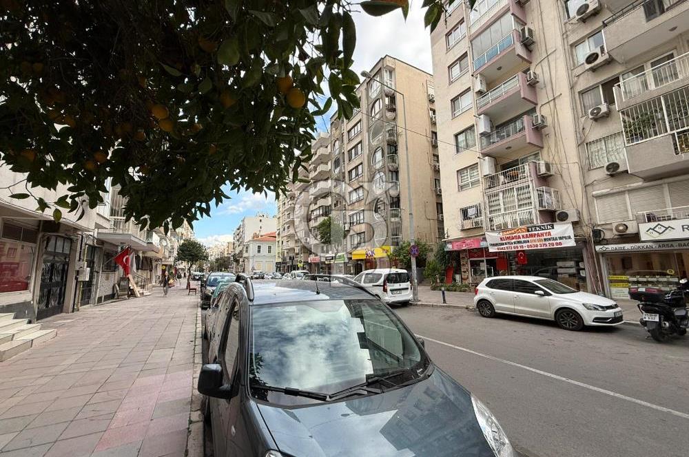 İzmir 2. Karantina Bölgesinde Satılık Ana Cadde Üzeri Dükkan