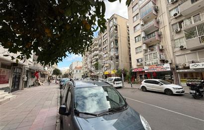 İzmir 2. Karantina Bölgesinde Satılık Ana Cadde Üzeri Dükkan