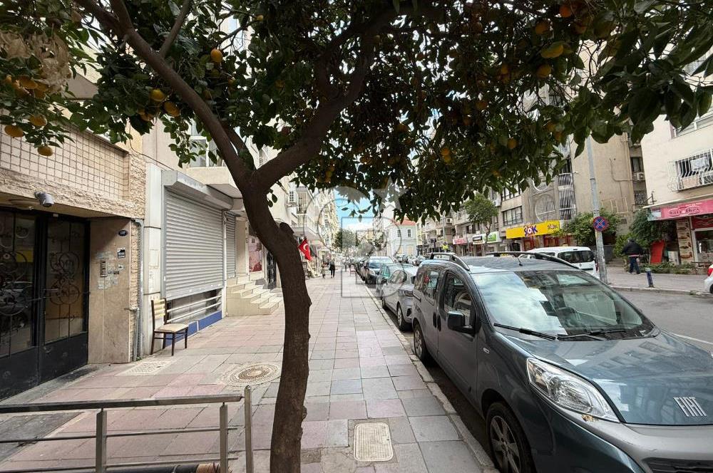 İzmir 2. Karantina Bölgesinde Satılık Ana Cadde Üzeri Dükkan