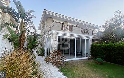 Alaçatı merkezde 3+1 Satılık Villa