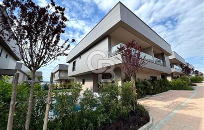 SİLİVRİ SELİMPAŞADA LÜKS MÜSTAKİL HAVUZLU VİLLA SATILIK