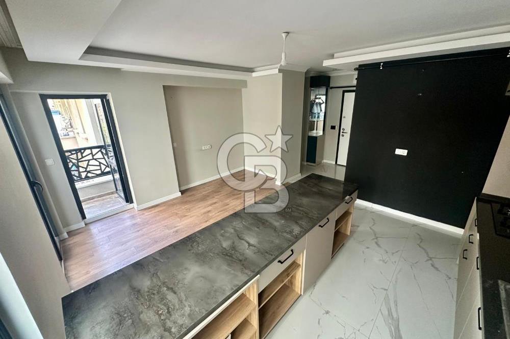 “Demetevler & Yenimahalle Metro Yakını • 3 Yaşında Şık 2+1”