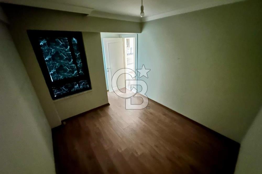 “Demetevler & Yenimahalle Metro Yakını • 3 Yaşında Şık 2+1”