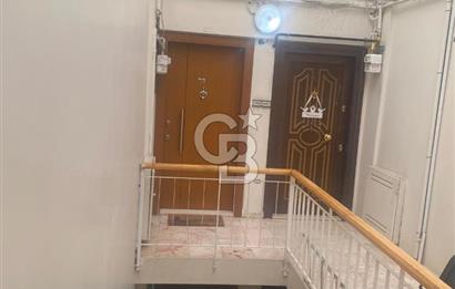 Üsküdar Acıbadem Mahallesi, Şehit Fethi Sokak'da Geniş 2+1