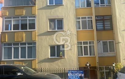 Üsküdar Acıbadem Mahallesi, Şehit Fethi Sokak'da Geniş 2+1