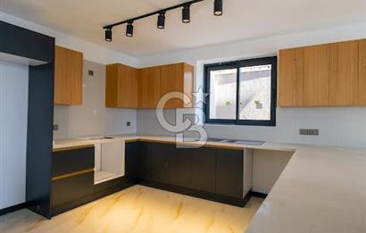 AKYARLAR’DA TAM MÜSTAKİL 3+1 DENİZ MANZARALI HAVUZLU VİLLA 