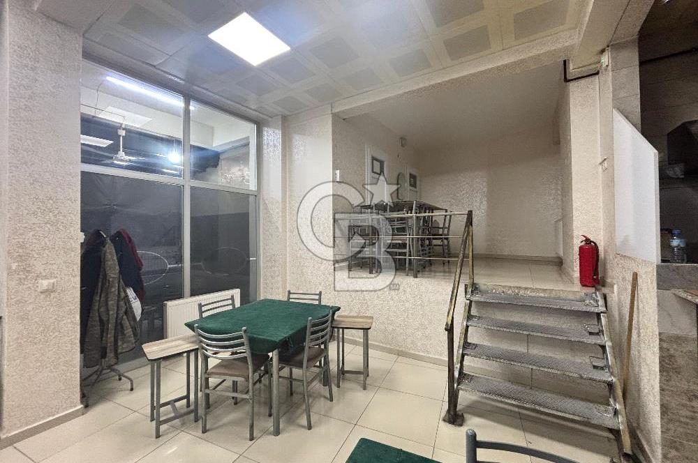 Demirköprü Ana Cadde Üzeri Köşe Konum Satılık Dükkan