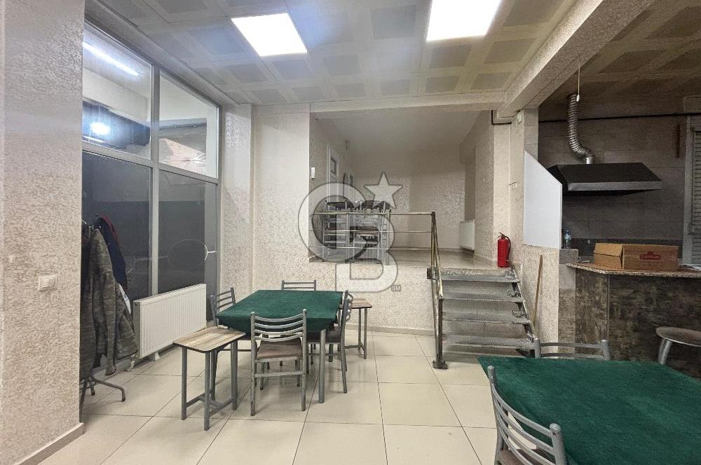 Demirköprü Ana Cadde Üzeri Köşe Konum Satılık Dükkan