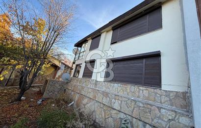 SAKLIKENT'TE DOĞA VE ŞEHİR MANZARALI EŞYALI 3+1 VİLLA