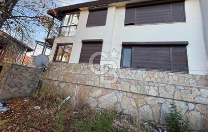 SAKLIKENT'TE DOĞA VE ŞEHİR MANZARALI EŞYALI 3+1 VİLLA