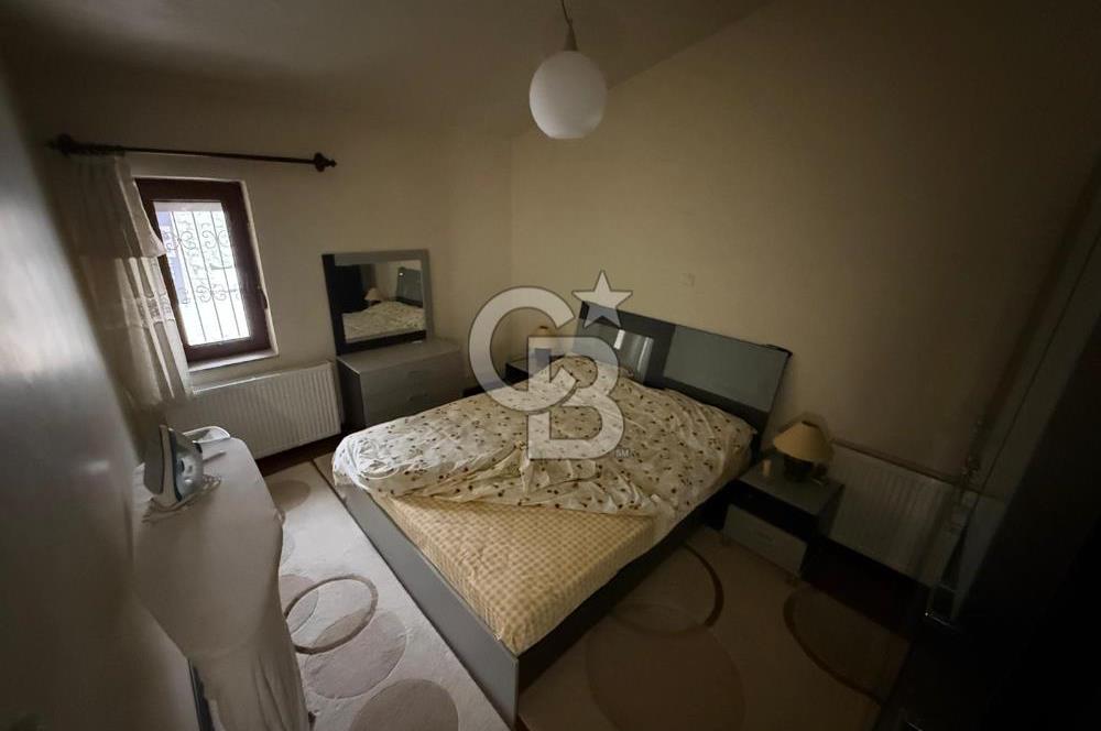 SAKLIKENT'TE DOĞA VE ŞEHİR MANZARALI EŞYALI 3+1 VİLLA