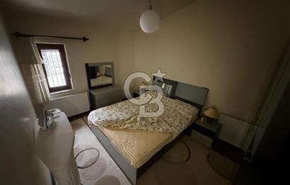 SAKLIKENT'TE DOĞA VE ŞEHİR MANZARALI EŞYALI 3+1 VİLLA